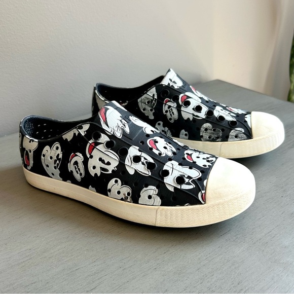 Native x Disney Mickey Mouse Slip On Shoes Size M3/W5 Black Waterproof Unisex - Picture 2 of 12